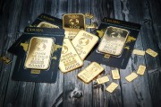 一手原油价格波动的影响因素有哪些？这些因素如何作用于投资决策？