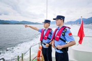 盐田港单月集装箱吞吐量创新高 边检通关提效30%保畅通 盐田港单月集装箱吞吐量创新高 边检通关提效30%保畅通