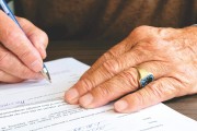 如何合法领取实业金？领取实业金需要注意哪些问题？