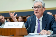 美联储主席鲍威尔:长时间保持高利率可能会危及经济增长 美联储主席鲍威尔:长时间保持高利率可能会危及经济增长