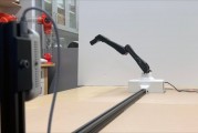 科学家最新研究:让机器人通过“照镜子”实现自我认知突破 科学家最新研究:让机器人通过“照镜子”实现自我认知突破